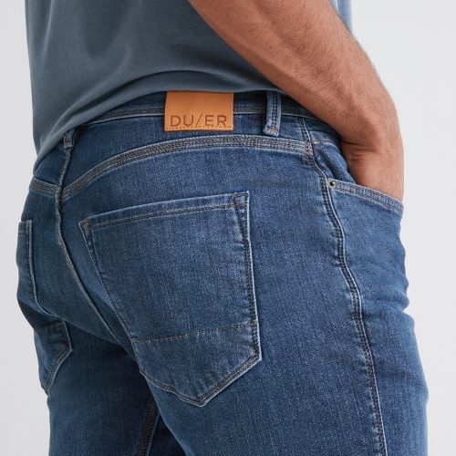 MFFR4565 PERFORMANCE DENIM RELAXED FIRESIDE LAKESHORE 6704 R BackPocketDetail 683953