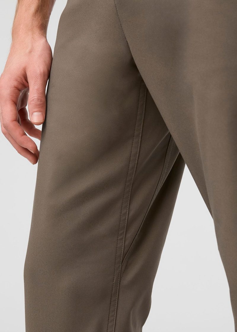 MPHS1922 NuStretch Flex Pant Thyme 4767 Detail