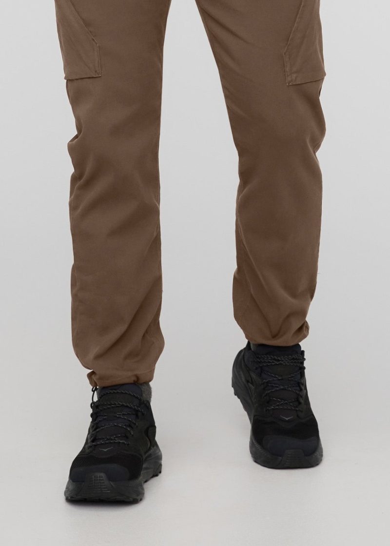 MPTH1106 Adventure Pant Relaxed Warm Sand 0986 Detail ECOM 338159