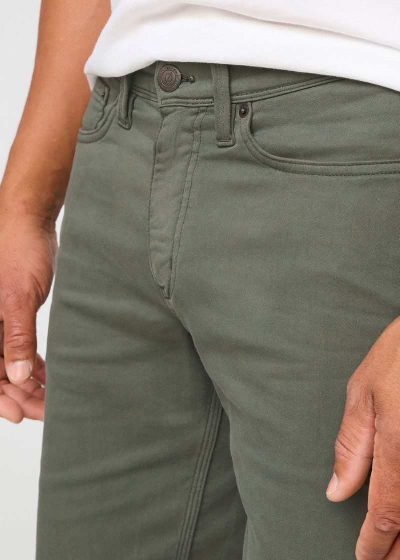 MSNR1012 No Sweat Relaxed Short Moss Relaxed 0796 Detail 443526