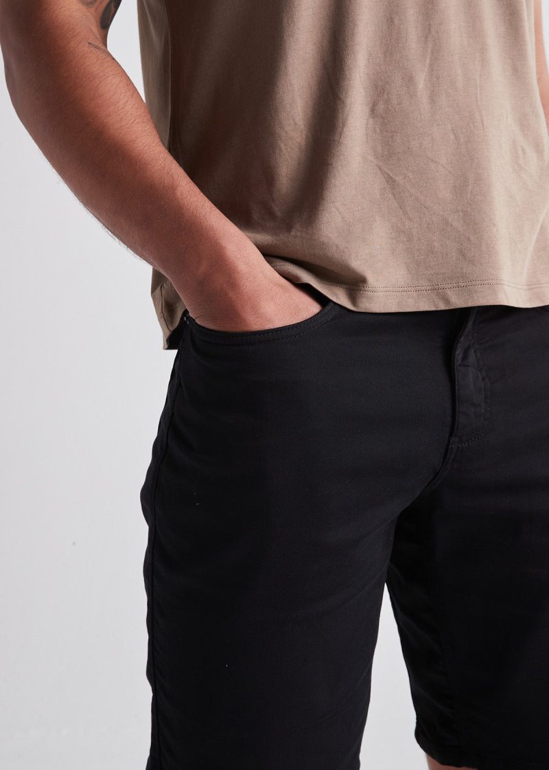 MSNR1012 No Sweat Short Relaxed Black Detail FT Pocket