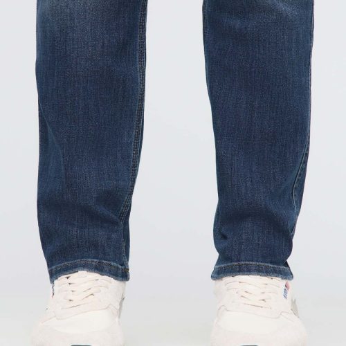 Perfromance Denim Athletic Straight Galactic 2106 R Detail ECOM2