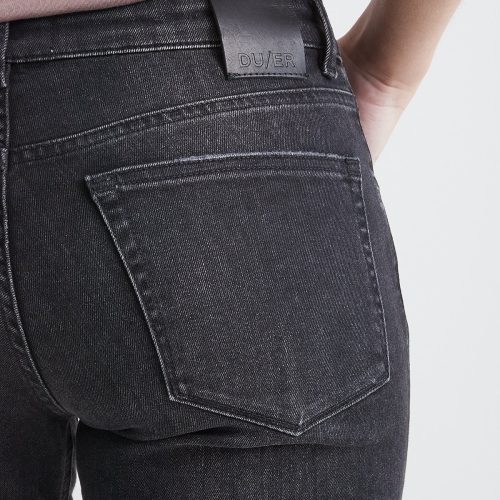 WFLR2616 PERFORMANCE DENIM GIRLFRIEND JEAN VINTAGE BLACK Detail