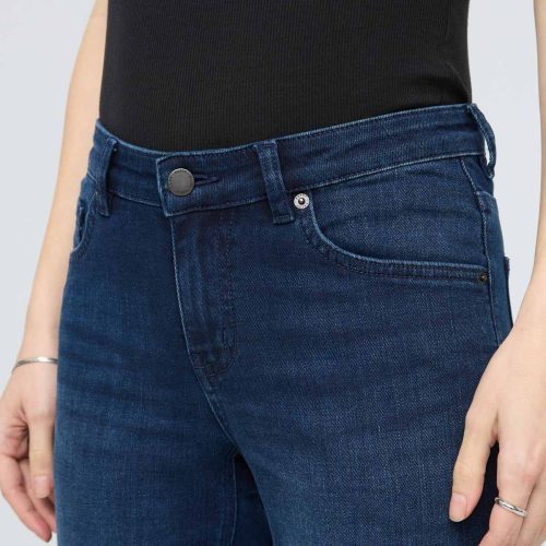 WFLR4001 Performance Denim Girlfriend Jean Deep Sea Blue 4799