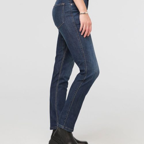 WFLR4012 Performance Denim Girlfriend Jean Heritage Blue 682586