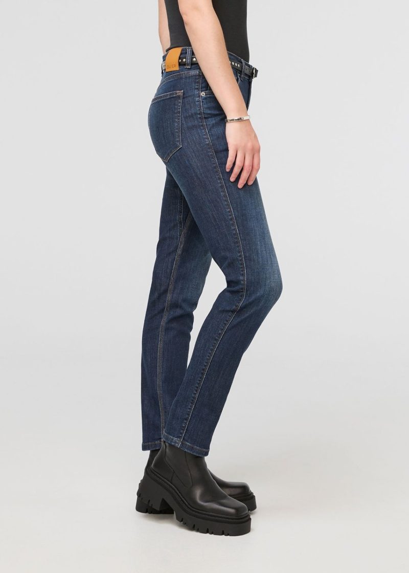 WFLR4012 Performance Denim Girlfriend Jean Heritage Blue 682586