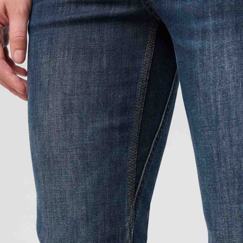 WFLR4012 Performance Denim Girlfriend Jean Heritage Blue Detail