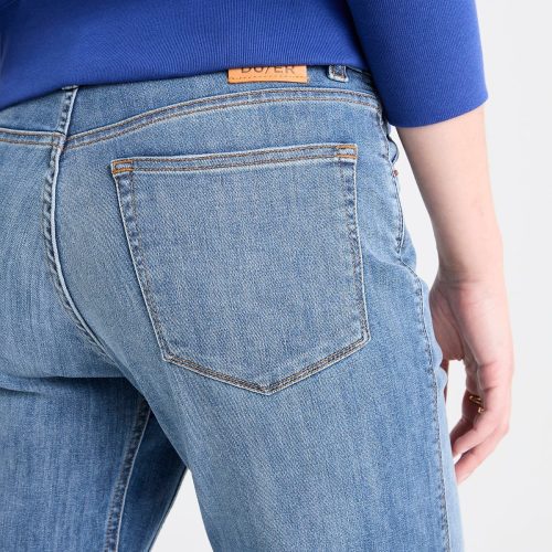 WFLR5001 Performance Denim Girlfriend Jean Vintage Light Stone 1896