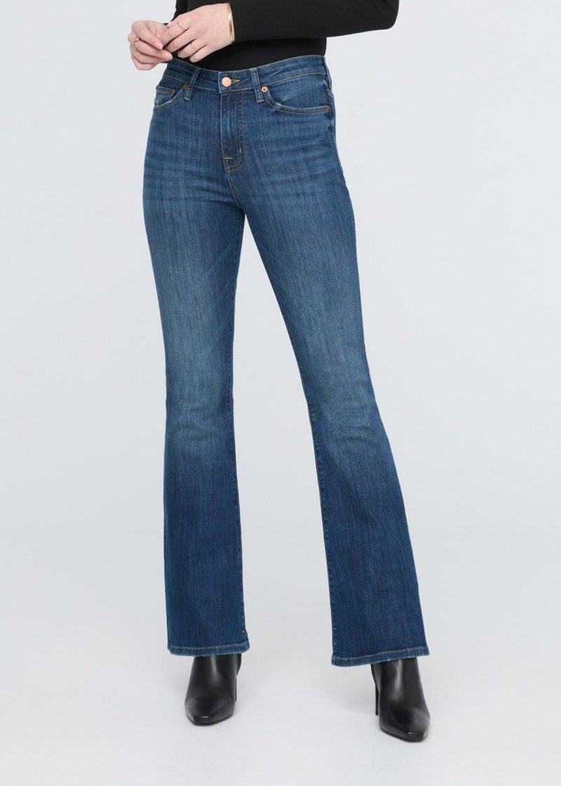 WFLS5337 Performance Denim High Rise Flare Worn in Blue 0286 501192