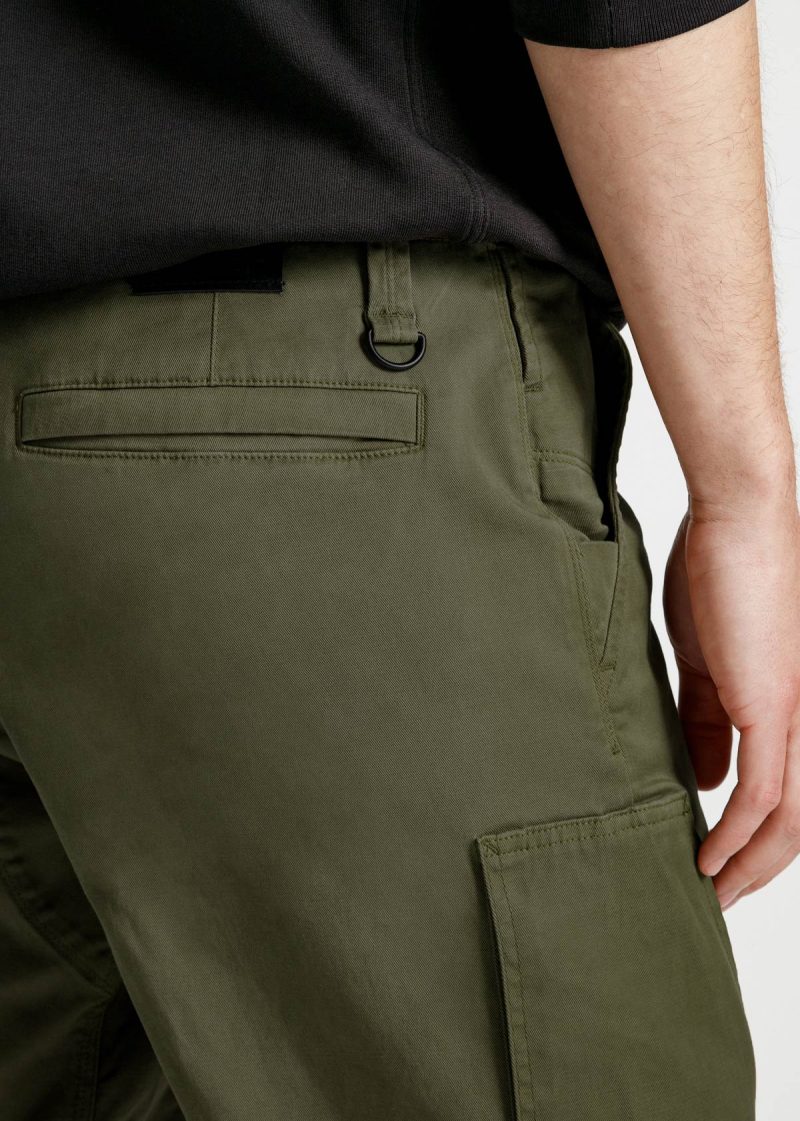 mens green athletic adventure pant detail